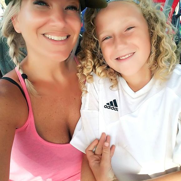 Meet your Posher, Stacey - Picture 1 of 1